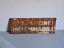 Attenzione infiammabili - attenzione,