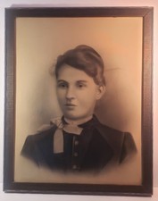 Antico ritratto di signora LG
