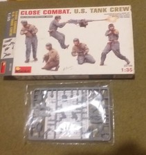 FIGURINI 1/35 CLOSE COMBAT