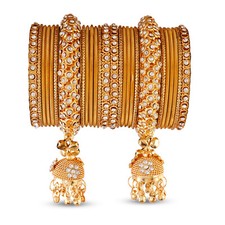 Set di braccialetti fatti a