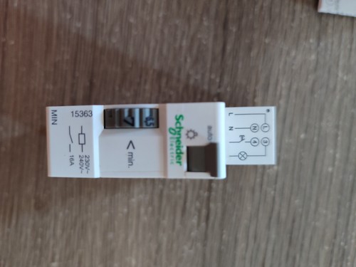 Schneider 15363 temporizzatore - schneider,