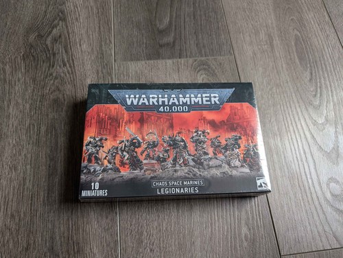 Warhammer 40000 legionaries - warhammer,