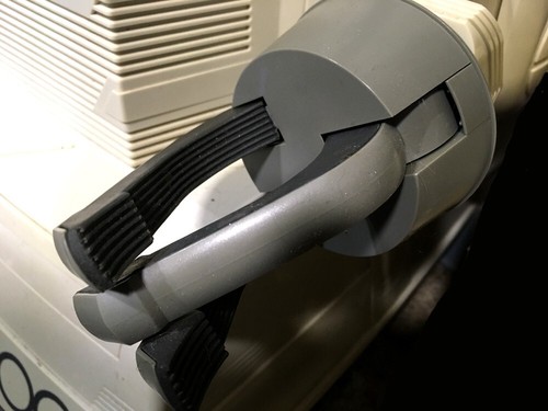 Nuovo omnibot 2000 - 2000, manopole