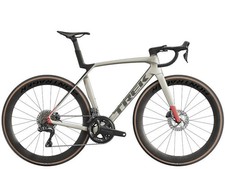 TREK MADONE SL 7 GEN 8 /