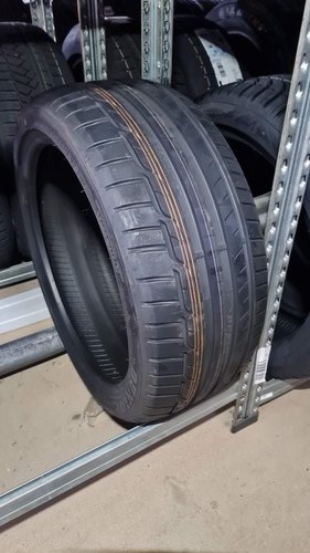 225 r18 92y - 1x, sport