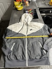 giacca windrunner nike retrò