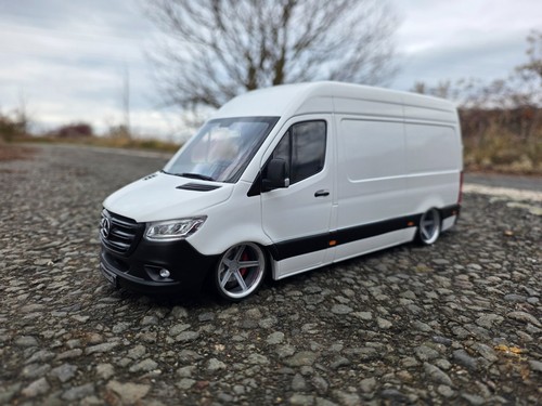 Mercedes benz sprinter - 1:18,
