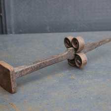 Antico battifalce in ferro