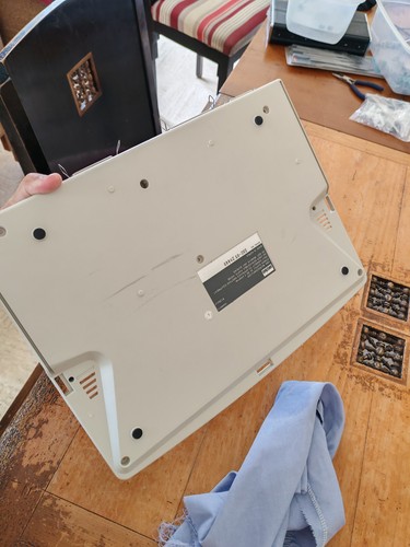 Amstrad 6128 plus - , clavier
