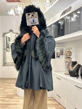 MANTELLA DONNA CON INTERNO STACCABILE IN LAPIN E BORDATA DA VOLPE DA SFILATA
