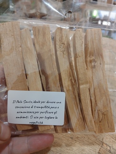 Palo santo incenso - santo, in