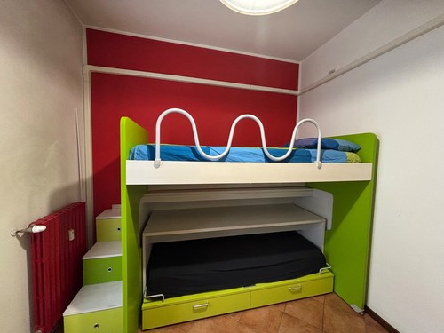 Letto soppalco con scrittoio - a,