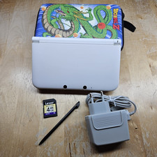 Console Nintendo 3DS XL OTTIMA, con Caricatore, Custodia e Scheda SD - Bianca