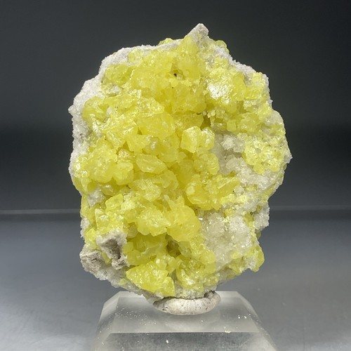 Rocks zolfo con - -,