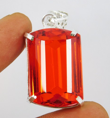 Pietra preziosa pendente opale