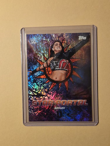 2025 topps wwe universe - topps, bayley