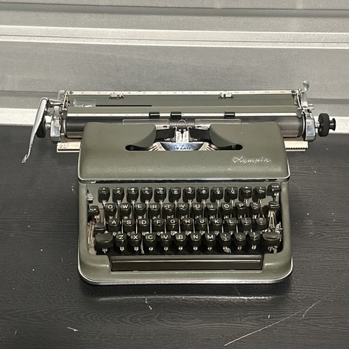 Broken olympia green luxe - green, de