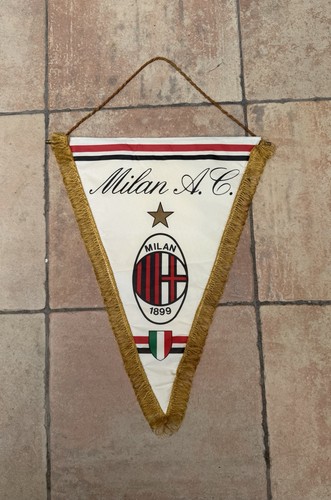 Articoli milan gagliardetti - articoli,