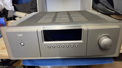 Amplificatore integrato doppio