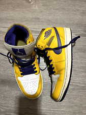 NIKE Scarpe Nike Air Jordan 1 Mid Lakers 554724-708 retrò gialle viola taglia 43