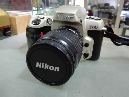 Nikon f60 nikkor 28 - nikon,