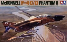 Tamiya 60305 F-4 C/D Phantom