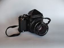 Pentax 67 analogica medio formato con lente 90mm f2.8 e accessori originali