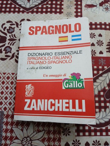 Dizionario essenziale spagnolo
