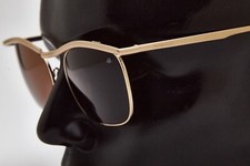 Y2K vintage cat-eye sunglasses 2000s?UNITED COLORS of BENETTON BEN.SUN 717