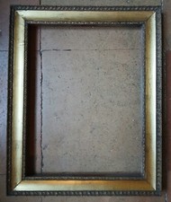 Cornice in legno e fregi in