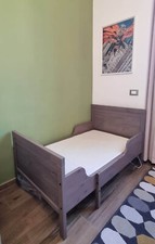 Lettino allungabile IKEA Sundvik con materasso