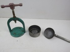 antico SPREMIAGRUMI a TORCHIO in alluminio metallo OLYMPIC vintage da banco per