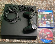 ps4 500GB completa + pad originale e cavi come nuova usata pochissimo + 2 giochi