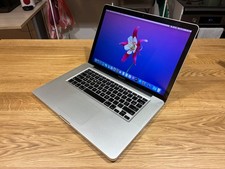  Apple MacBook Pro 15 pollici A1286 con 2,66 GHz Core i7 - 4 GB RAM - 240 GB SSD