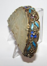 Spilla cinese antica in argento dorato, smaltato e giada bianca primi 900