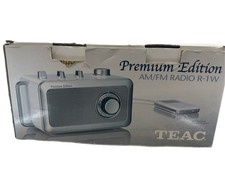 TEAC Premium Edition R-1W radio AM/FM stile retrò ingresso AUX scatola aperta testata