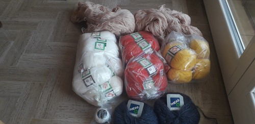 Stock gomitoli matasse filati - stock,