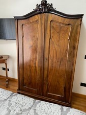 Mobile antico da camera tardo 800