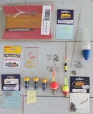 Kit n. 58 Articoli per la pesca Ami, Bombarde, fili, artificiale, canna, ...