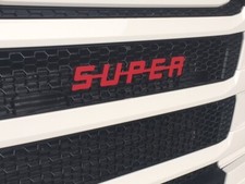 Distintivo SUPER in plastica
