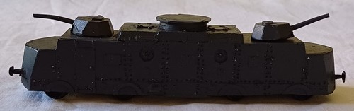 Carro militare corazzato