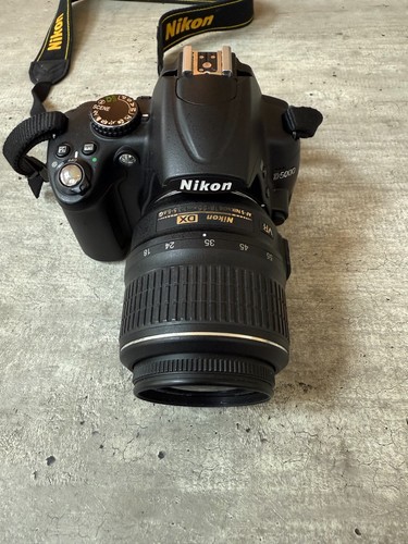 Nikon d5000 digital - nikon,