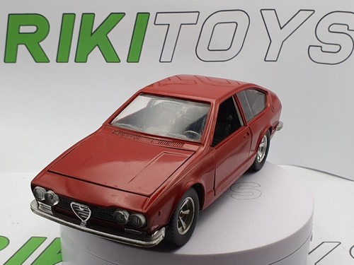 Alfa romeo alfetta burago - alfa, gt