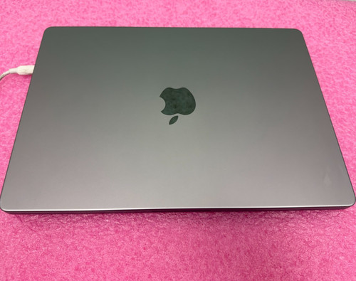 Macbook pro max - pro, m2