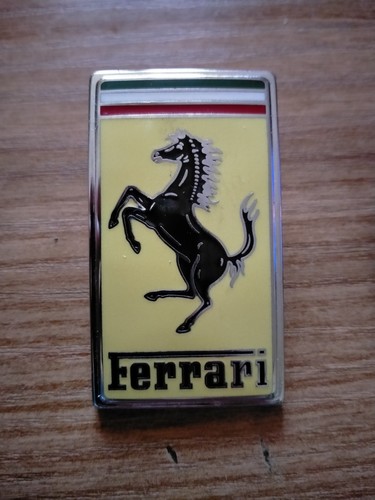 Stemma ferrari cofano - stemma,