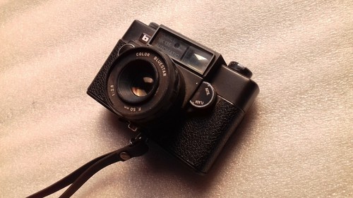 Vecchia macchina fotografica - vecchia,
