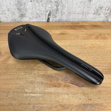 Miglio basso! Fizik Antares R1 Versus Evo 139mm 7x9mm Barre Carbonio Sella Bici 172g