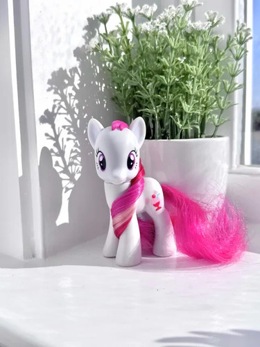 Little pony plumsweet - little,