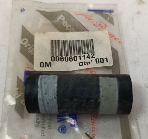 Manicotto radiatore olio
