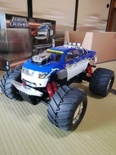 Kyosho Giga Crusher 1/8 Nitro Monster Truck Kit nuovo mai usato fuori produzione